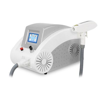 Φορητό Nd YAG Laser Q Switch Γεννητικό σημάδι Χλοασμά Πιγματικό Απομάκρυνση Τατουάζ Μαλλιάς Καλλυντική Μηχανή