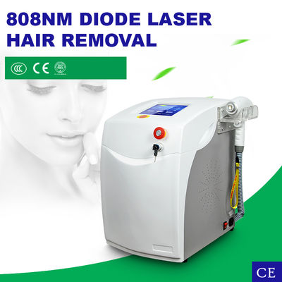 RL-808B μοντέλο 808nm Diode Laser Hair Removal Machine με διάρκεια ζωής 8 ετών και πυκνότητα ενέργειας > 115j/Cm2